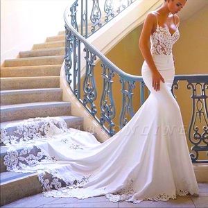 Lovely,Feminine Wedding Dress. Brand New w/ Tags.